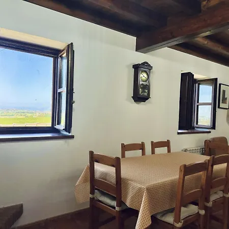 El Tirao De - 34800 Holiday home *