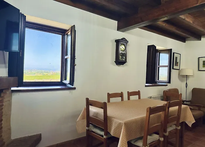 El Tirao De - 34800 Hébergement de vacances *