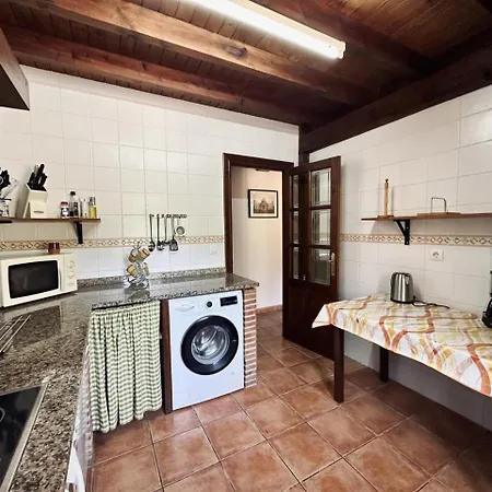 El Tirao De - 34800 Suesa